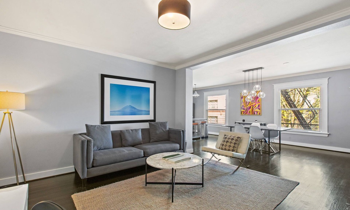 Downtown Portland Condo | Modern condo in heart of downtown