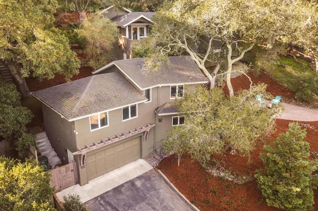 San Carlos House | Modern Cottage in the Heart of Silicon Valley
