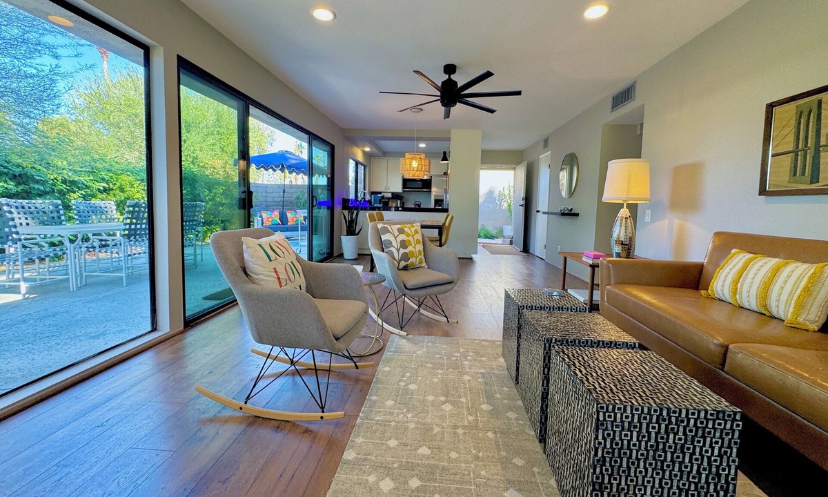Sunrise Vista Chino Condo | Modern Love at Sagewood: MCM Architecture, Prime Views
