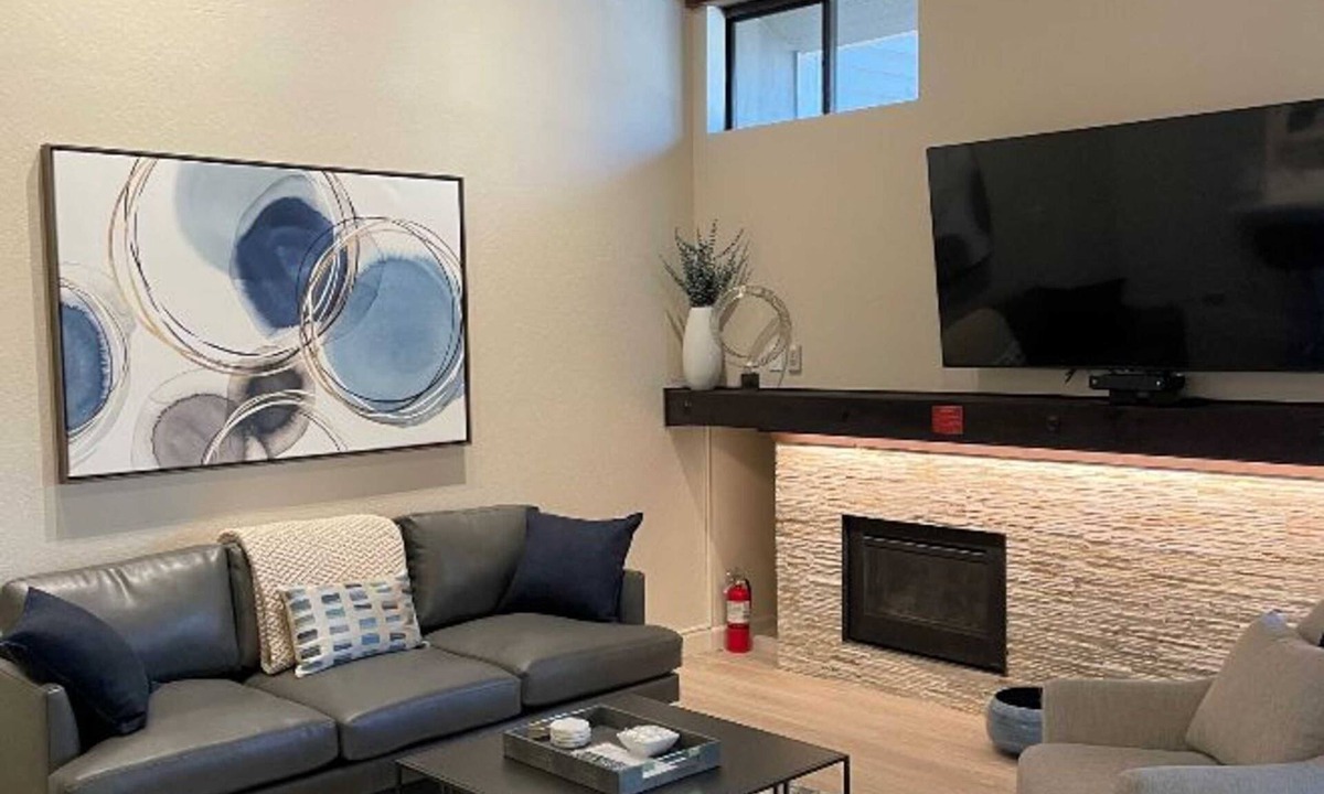 South Lake Tahoe Condo | Modern luxury awaits at this Lakeland Village condo with top-tier amenities