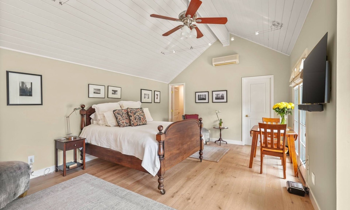 Land Park House | Modern Studio | Pool + Hot Tub, Land Park Area
