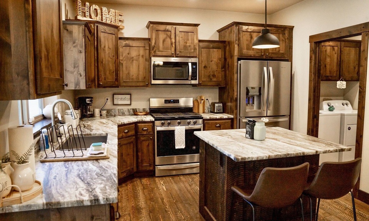 Kalispell House | Montana Dreams Retreat - luxury in the Glacier/Whitefish area