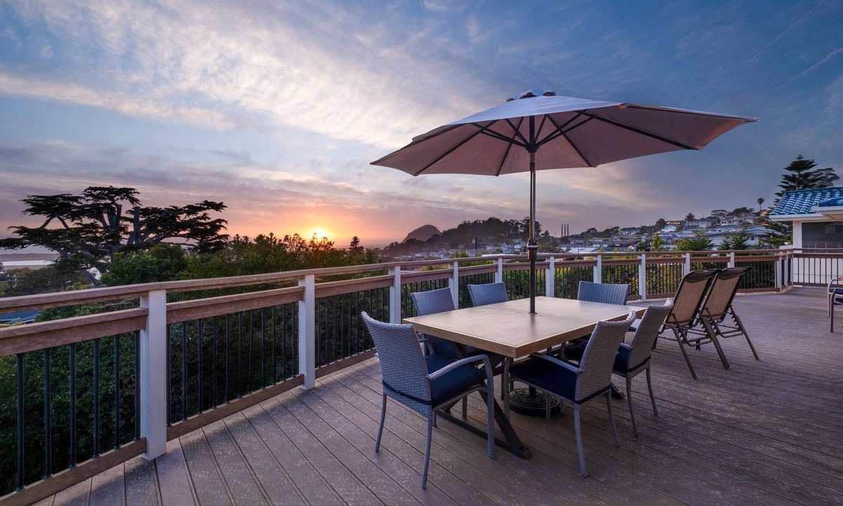 Morro Bay House | Morro Bay Heights Home with Amazing Ocean and Rock Views!