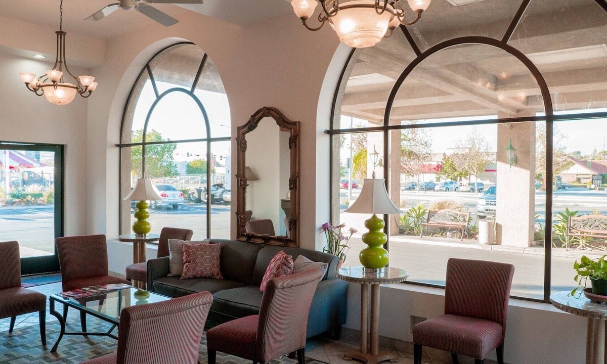 Anaheim Hills Hotel | Motel 6 Anaheim Hills