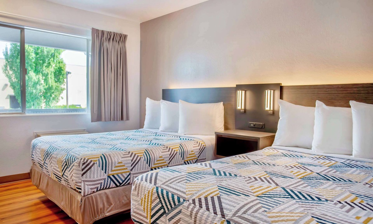 Salem Hotel | Motel 6 Salem, OR - Expo Center