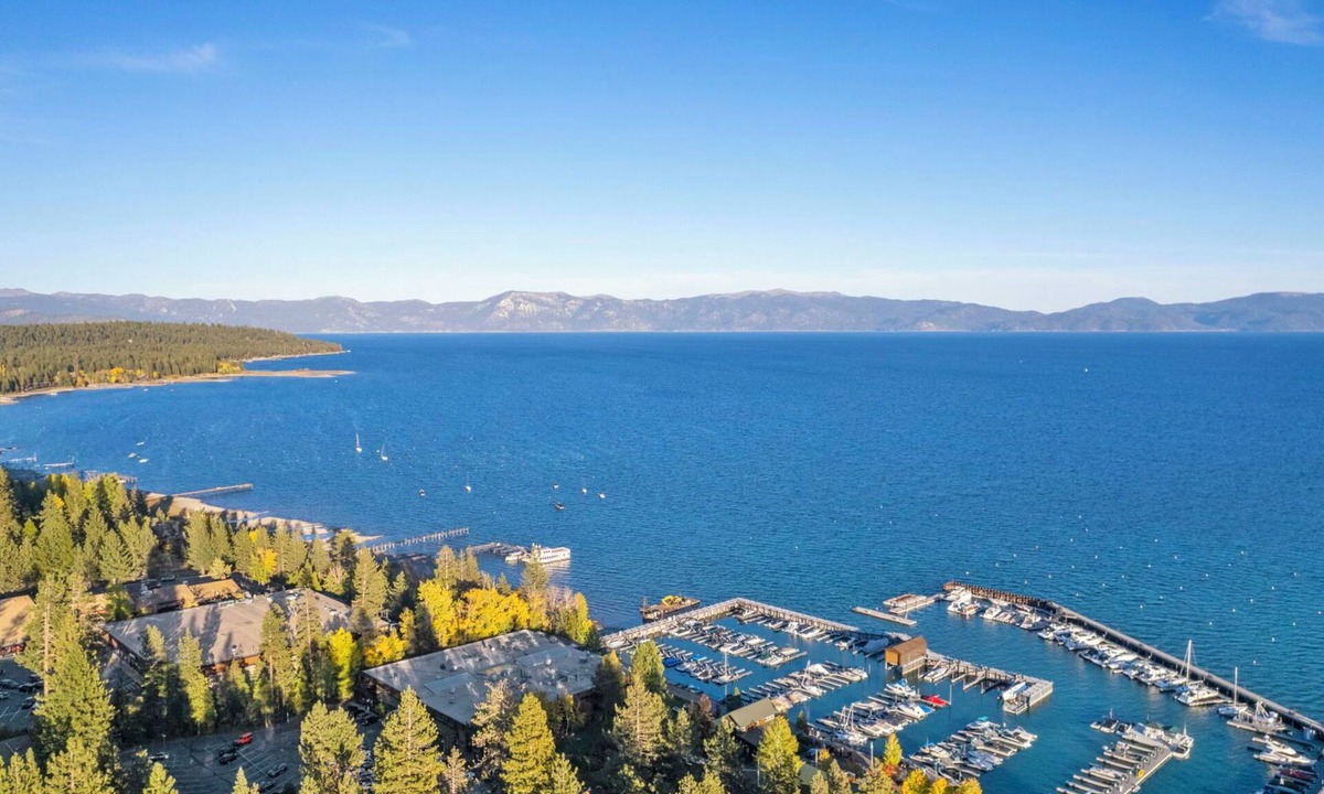 Tahoe City House | Mother Nature's Inn