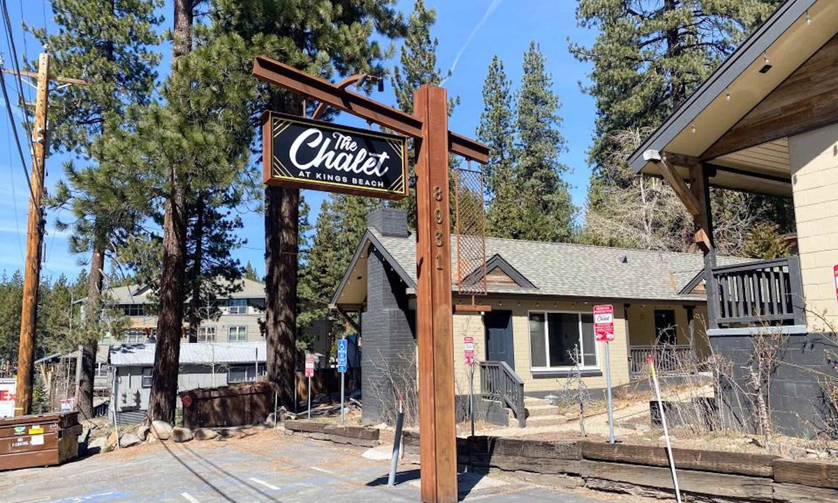 Kings Beach Ski Chalet | Mountain lakeview hotel, family-friendly with golf, skiing, WiFi, & Netflix