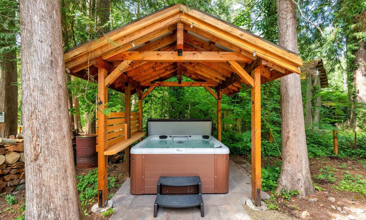 Marmot Cabin | Mt Hood Cabin, Hot Tub, Fire Pit, Dog-Friendly
