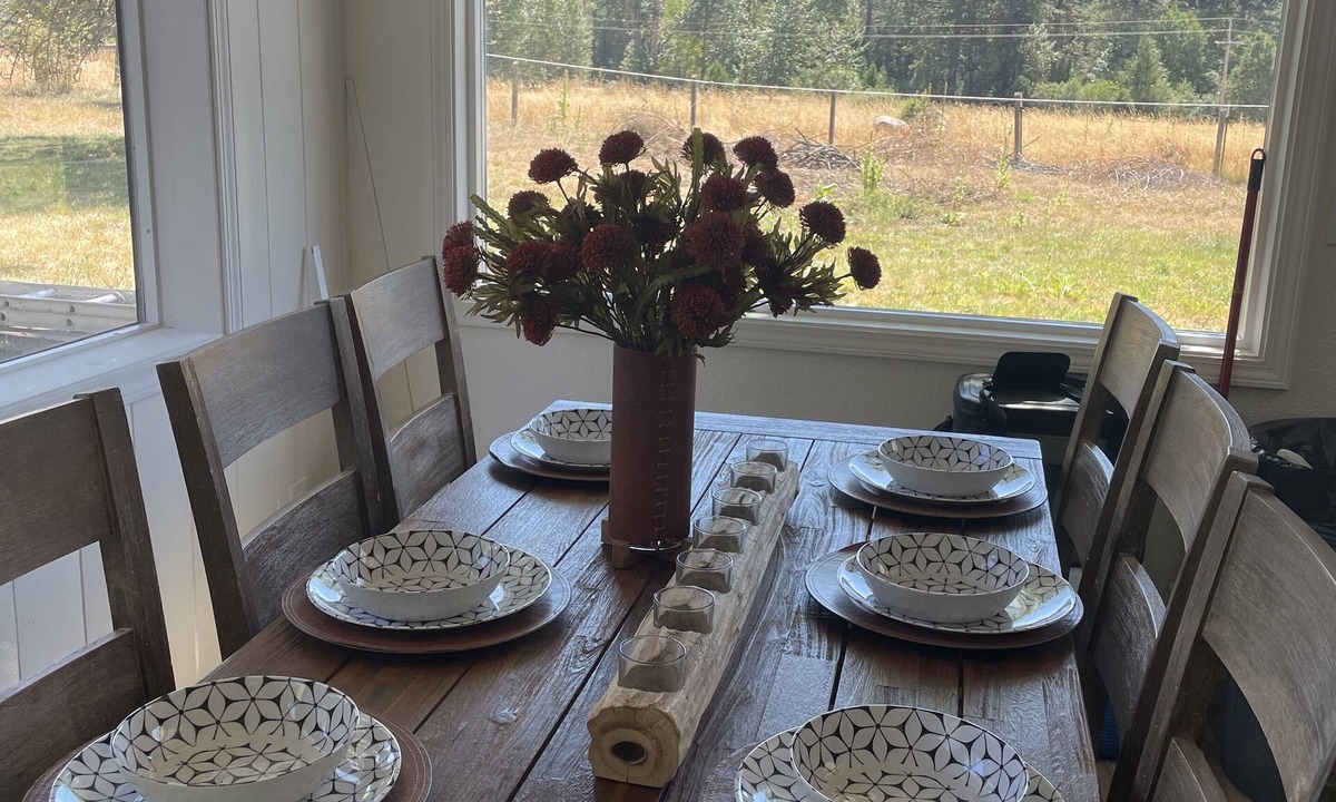 Shingletown House | Mt Lassen National Park Lodging. 8 miles to Lassen National Park, Star Gazing