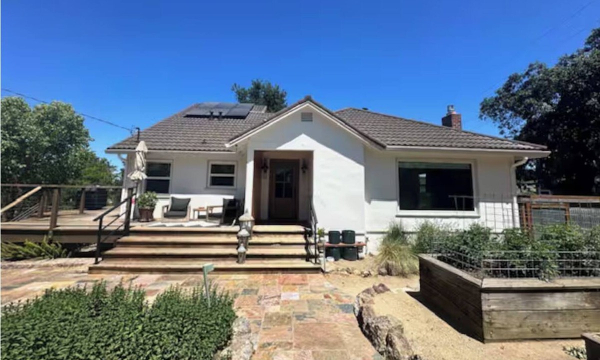 Napa House | Napa Valley Designer Retreat- close to downtown !
