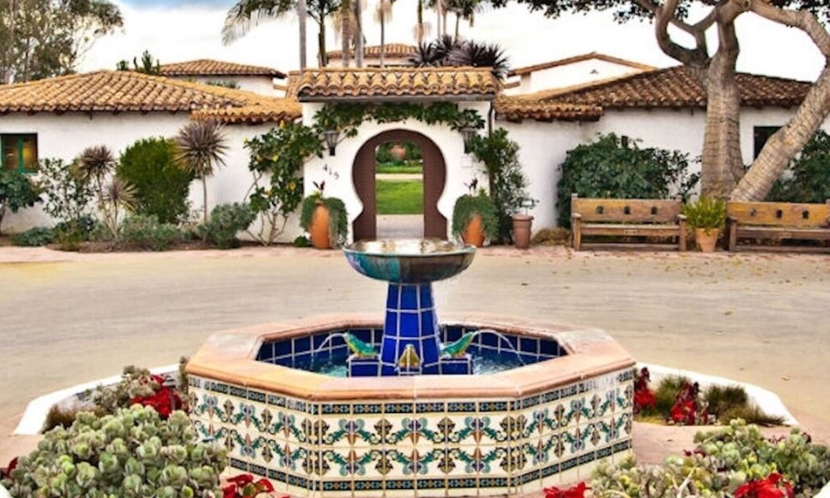 San Clemente Hotel | Near Coastal Trails, Lake Access & Restaurants | 2 Queen Beds | Free Parking