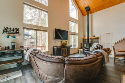 Pla-Vada Woodlands House | Neighborhood Beach Access! Soda Springs Getaway