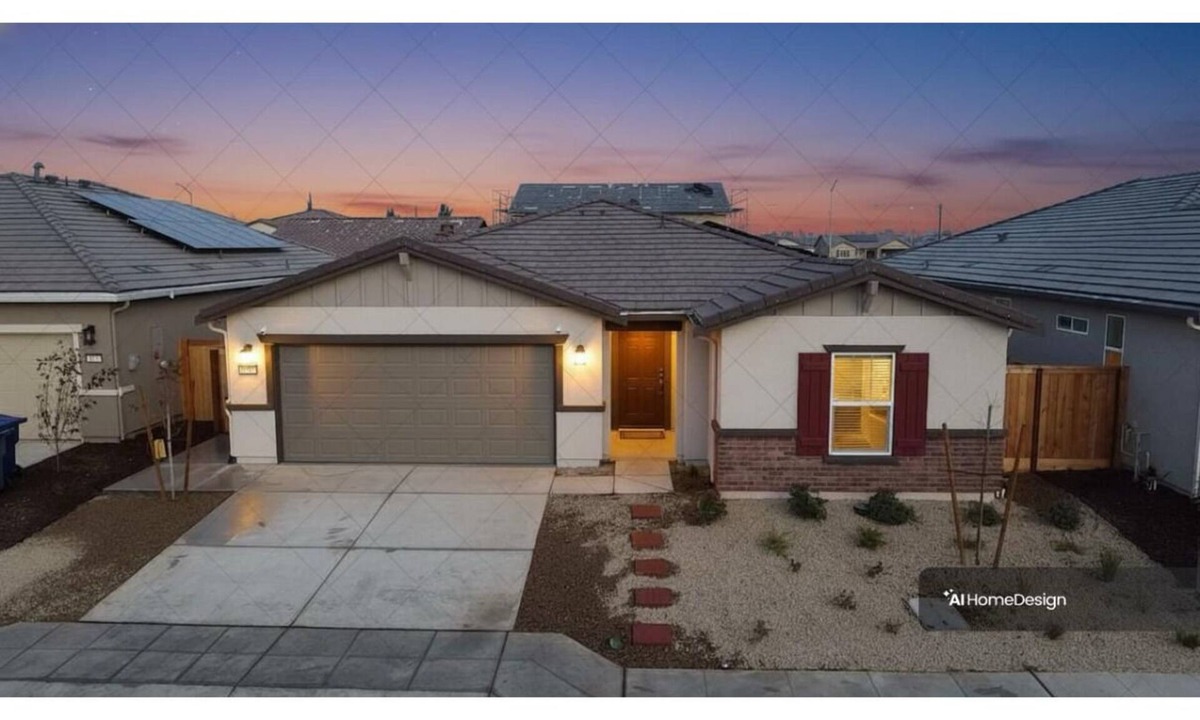 Roosevelt House | New Charming 3-bedroom house with full kitchen/master bedroom suite in Fresno