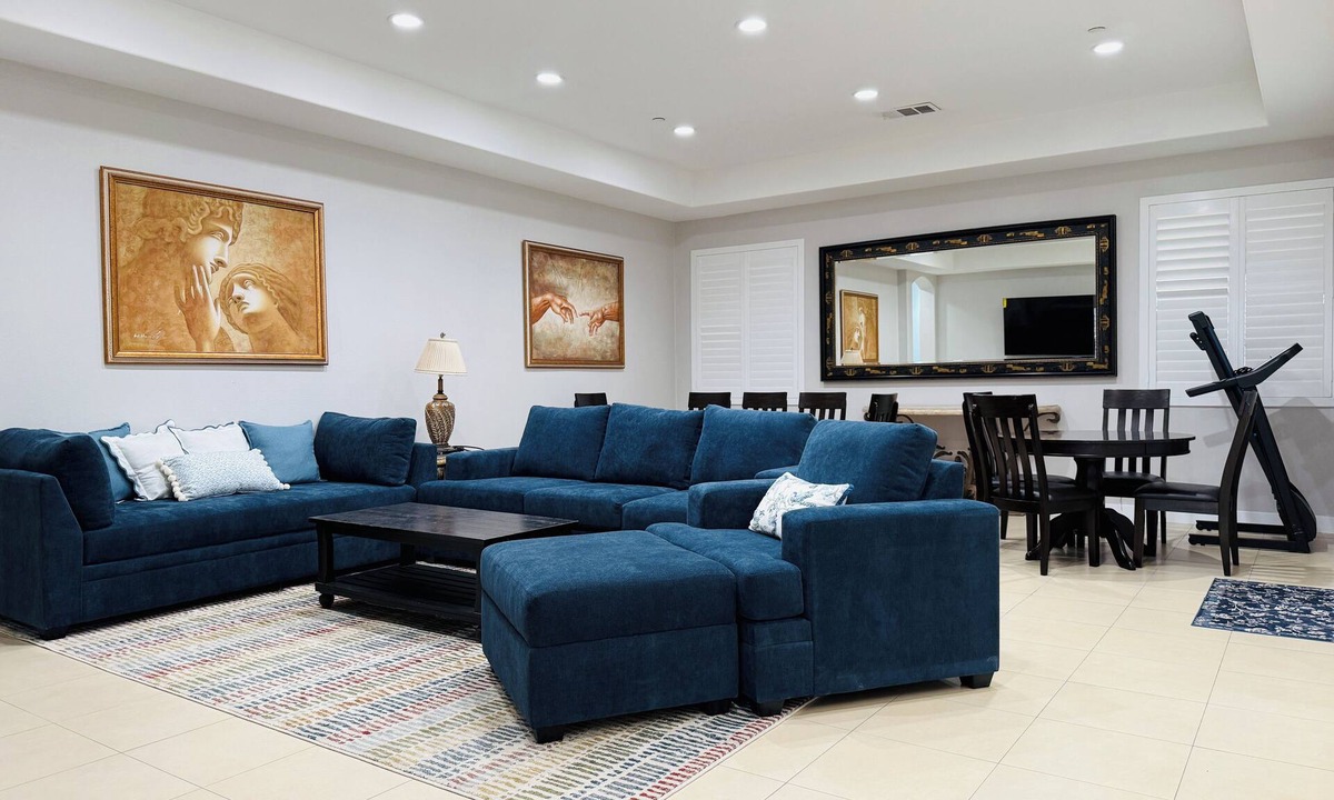 Riverview West House | New House Near Disneyland