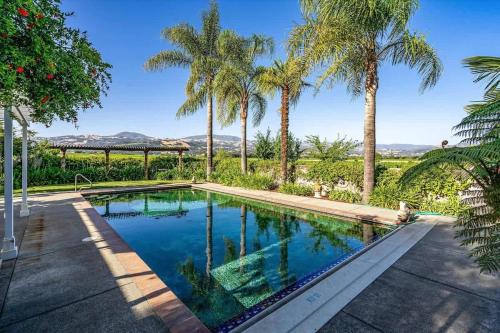 Geyserville House | New Listing Private Wine Estate - Pool And Tastings
