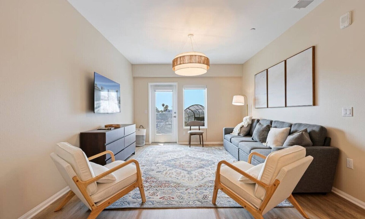 North Park Apartment | NEW LUX Modern Retreat Views Parking Workspaces