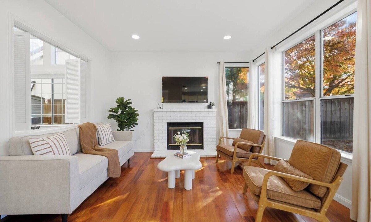 Carmine - Parkmont House | New4BR! Spacious Home w/Games, Close to Techs