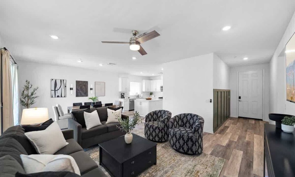 Riverside House | Newly Built Home in Riverside Close to Ucr/Dtwn