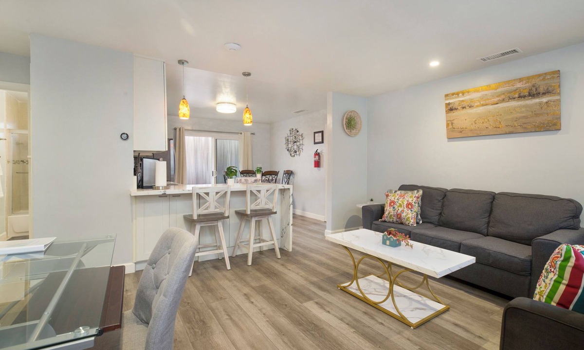Capistrano Beach House | No Stairs! Walk 2 Ocean, FastWiFi, PoolTable, Magnolia Perch! STR14-0085
