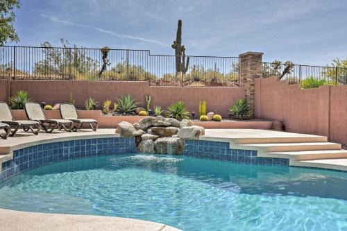 Tramonto House | North Phoenix Home w/Pool: Hike, Swim & Shop!