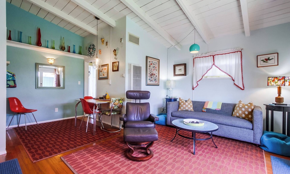 Ocean Beach Cottage | Ocean Beach hidden gem w/private patio outdoor patio 1 block to the beach