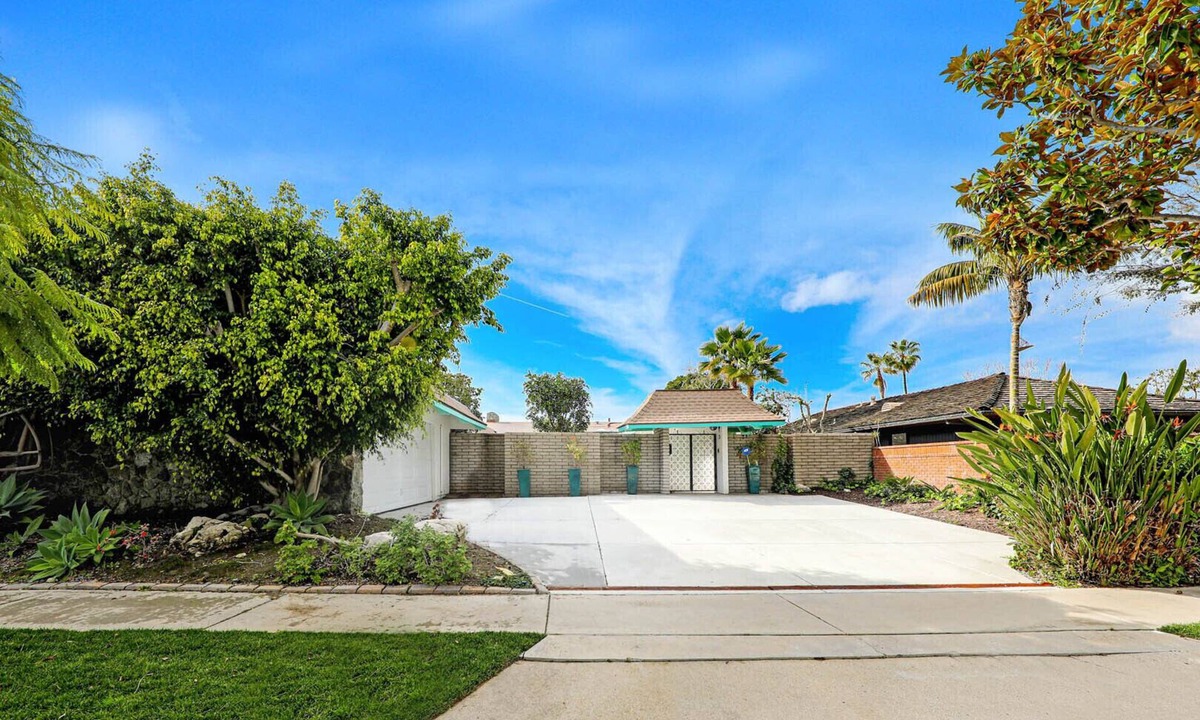 Corona del Mar House | Ocean View Furnished Home in Newport Beach