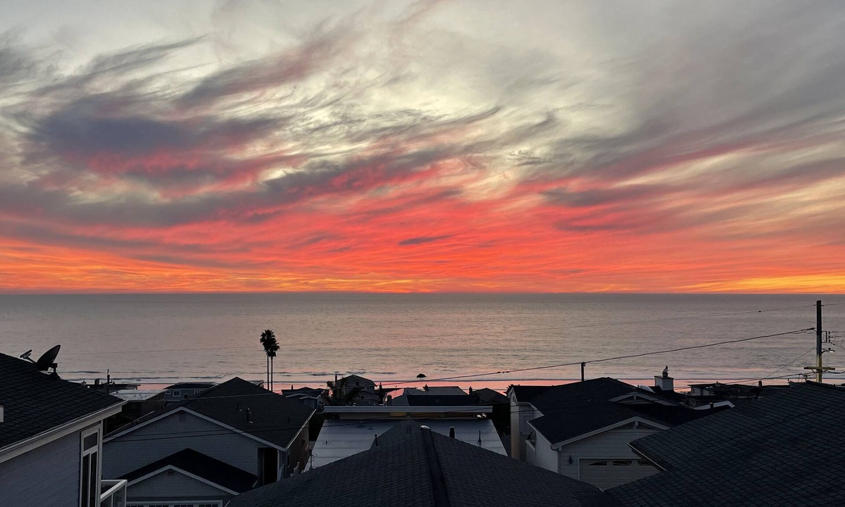 Cayucos House | Ocean View Monthly Rental - just a Stone's Throw from the beach!