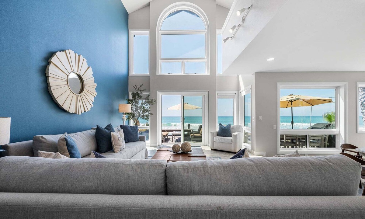 Capistrano Beach House | Oceanfront Family Home with Firepit on the Sand