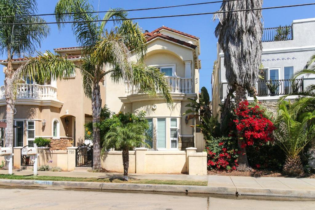 Townsite House | Oceanside Sunset Shores