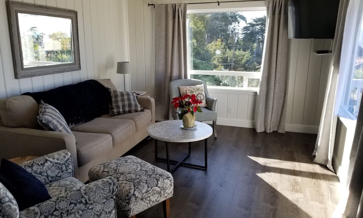Morro Bay Cottage | Oceanview Cottage Spectacular views near golf course