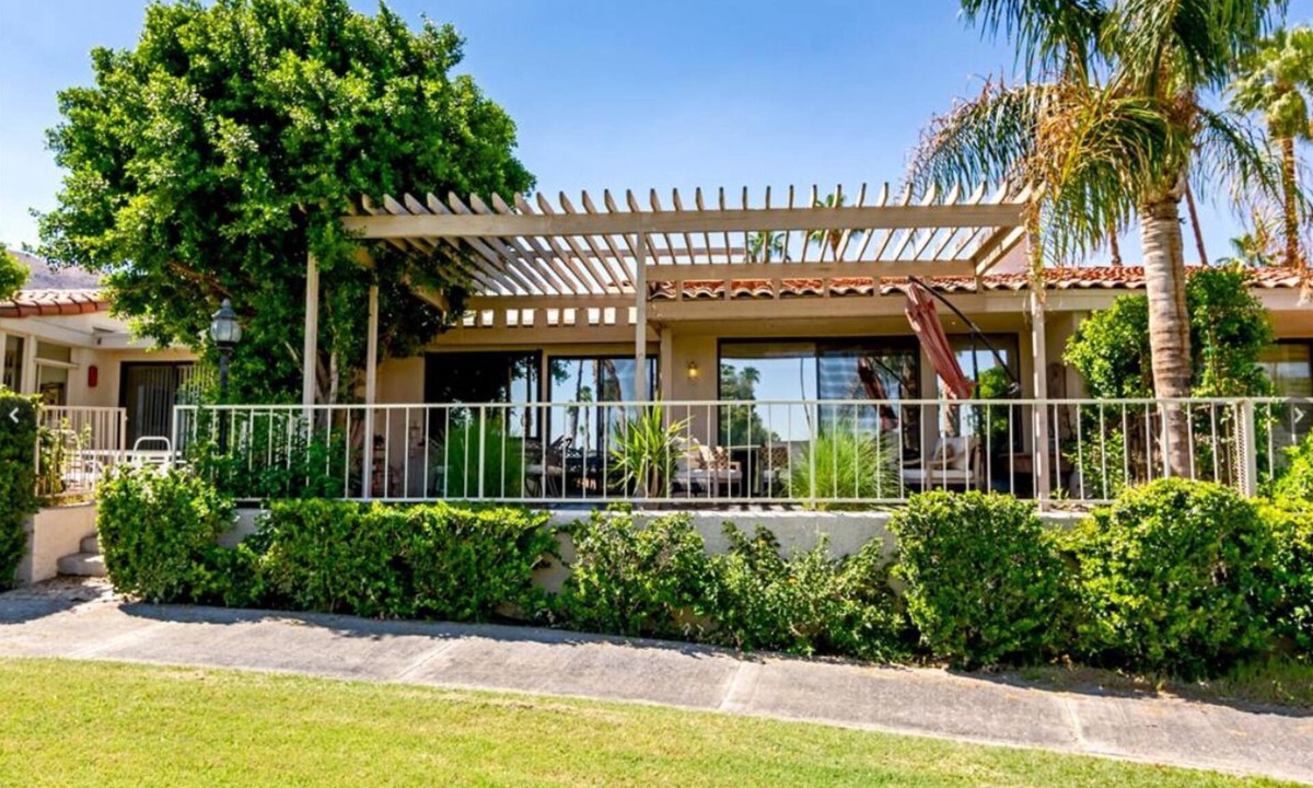 Rancho Mirage Condo | Omni adjacent, across from the River