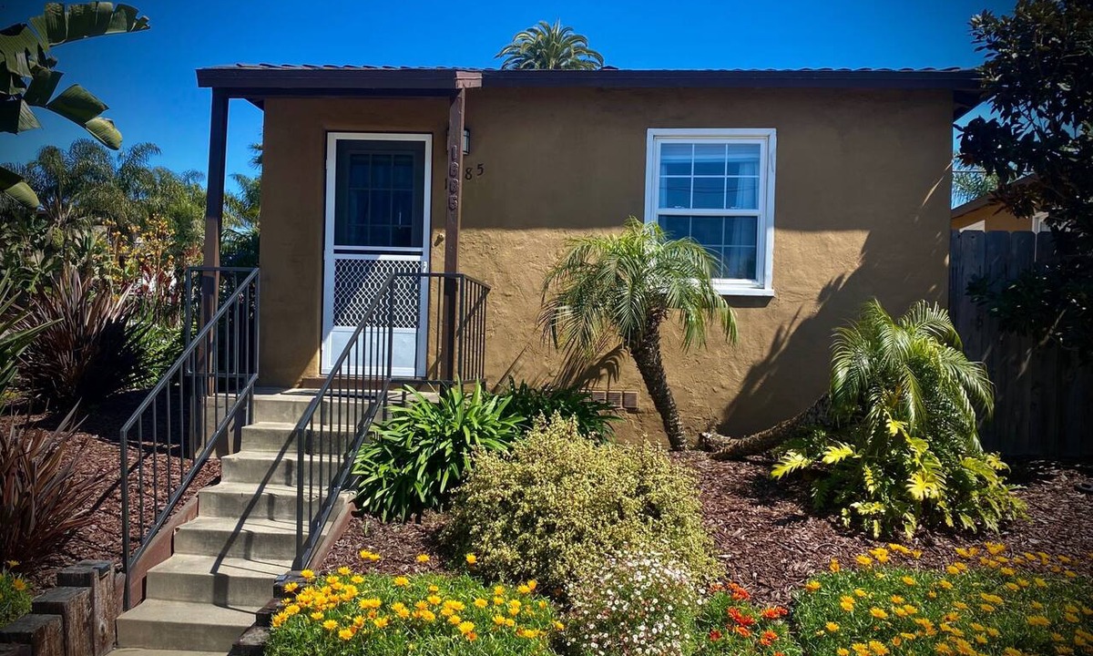 Ocean Beach Cottage | One bedroom cottage at Blue Heron Cottages