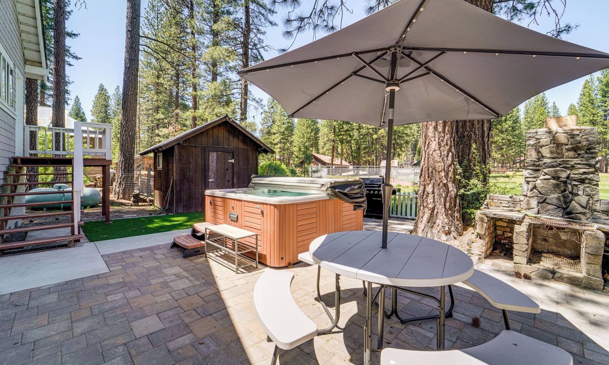 Calpine House | Outdoor Adventure Base w/Private Patio in Calpine