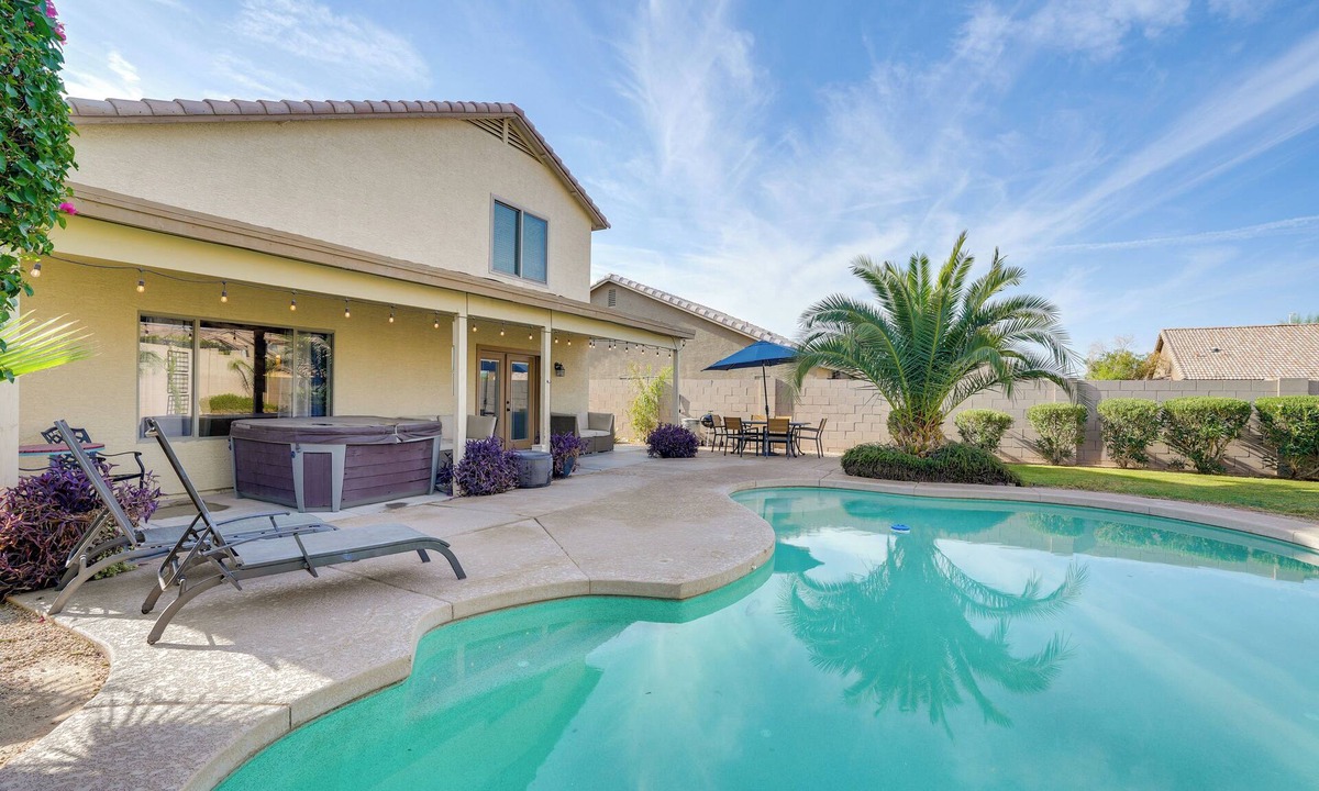 Corte Sierra House | Outdoor Oasis! Phoenix-Area Family Escape