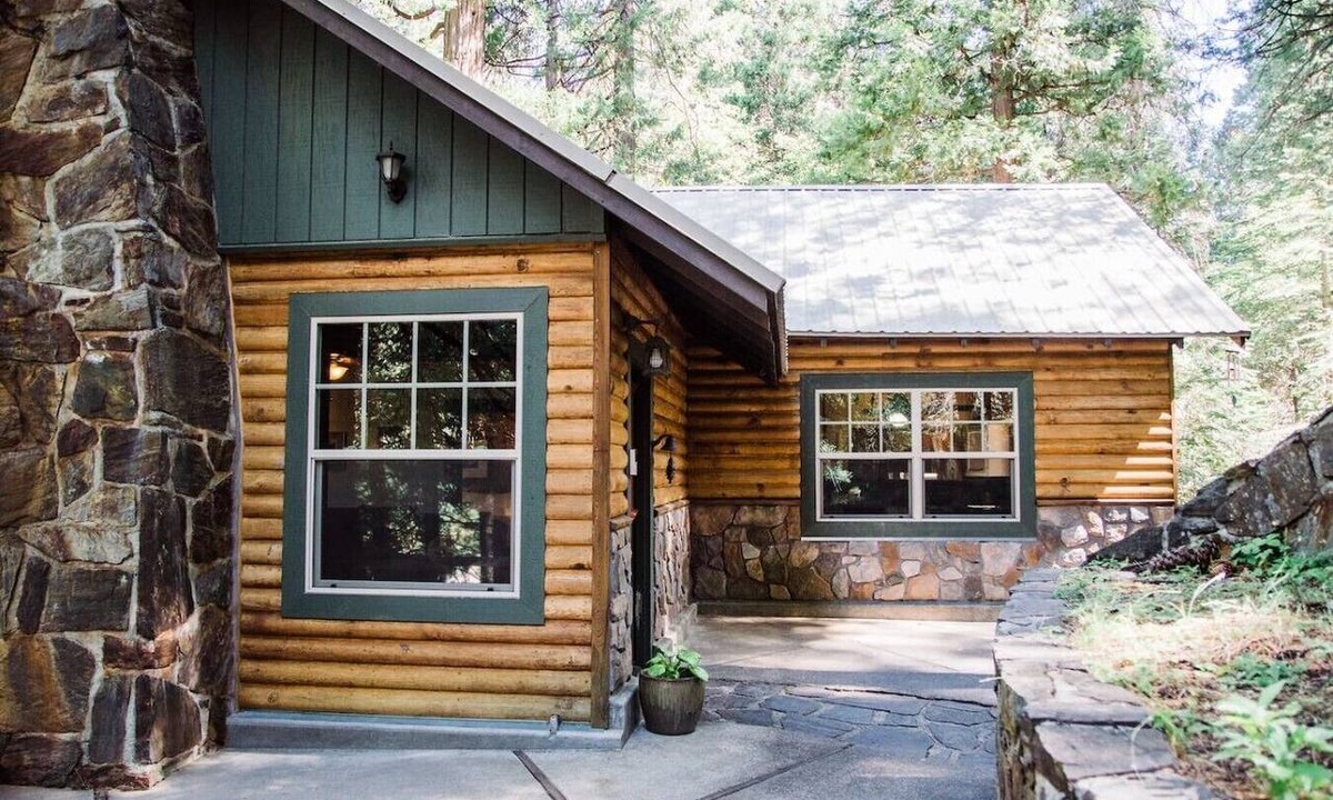 Sugar Pine Cabin | Ouzel Creekside Cabin - Yosemite Historic Retreat