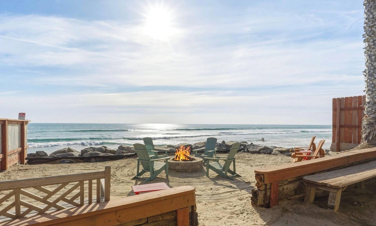South Oceanside House | Pacific Edge Retreat | Entire Estate, Ocean Views, Luxury Coastal Escape