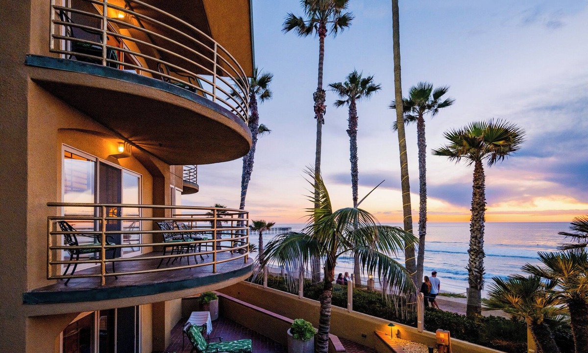 North Pacific Beach Hotel | Pacific Terrace Hotel