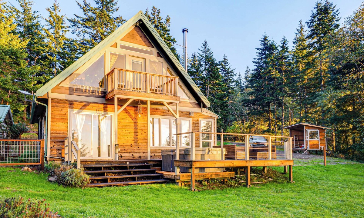 Langlois House | Pacific View Home: Hot Tub & Ocean/Valley Views!