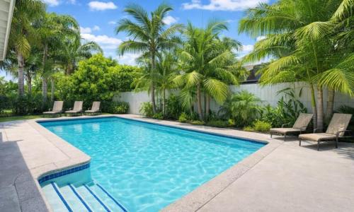 Southwest Anaheim House | Palm Villa Disneyland Pool 4 Bedroom 3 Bath HotTub