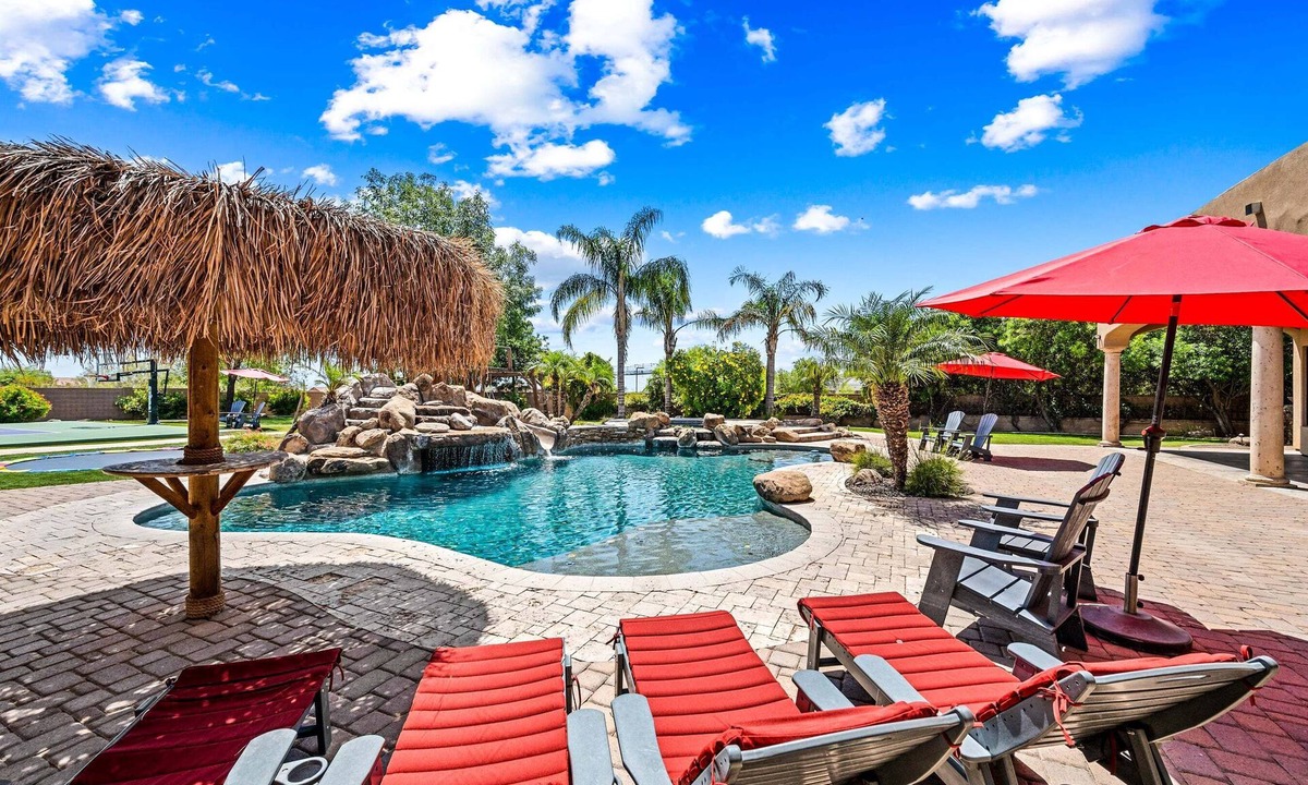 East Mesa House | Paradise Found! Luxe Custom! Multi-Family Fun.