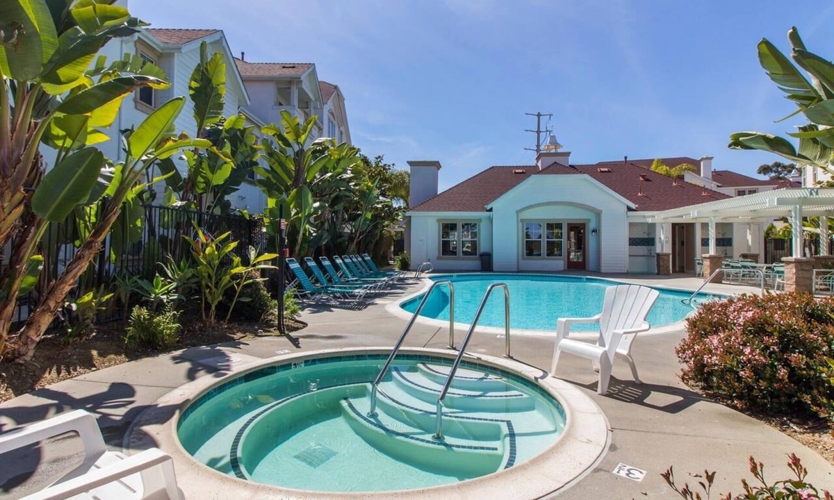 East Side Capistrano House | Paradise in Oceanside, walk to beach, pier and harbor