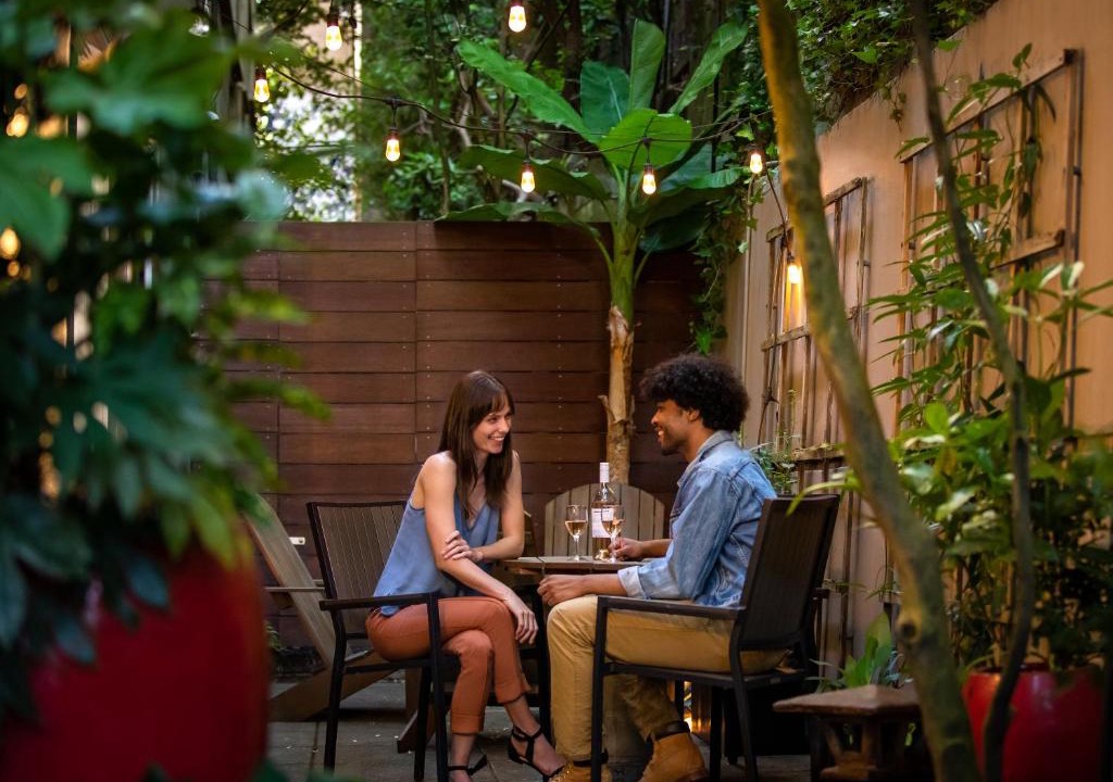 Goose Hollow Hotel | Park Lane Suites & Inn