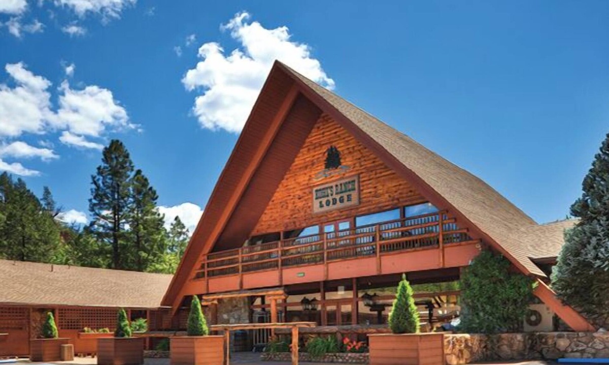 Kohls Ranch Cabin | Payson | Secluded Cabin Retreat | Pool + Hot Tub