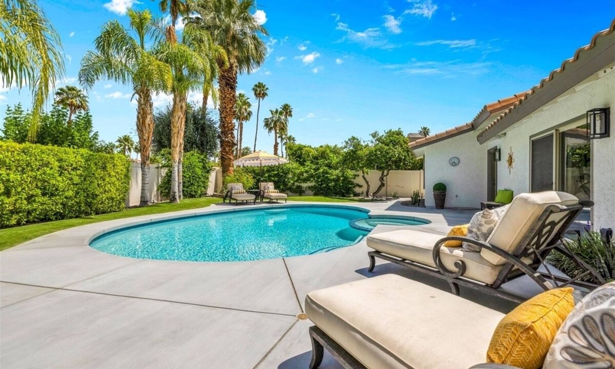 Araby House | Peaceful Tranquility in South Palm Springs