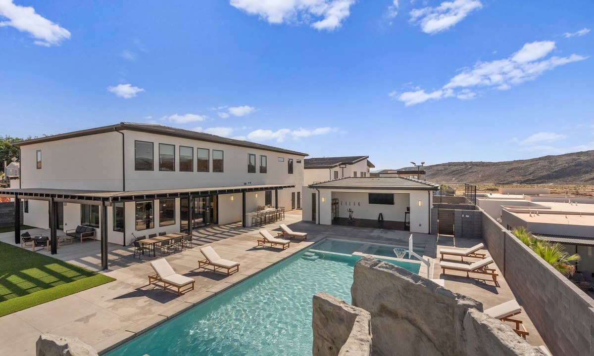 Hurricane House | Pecan Valley Oasis | Lux Pool & Family Retreat