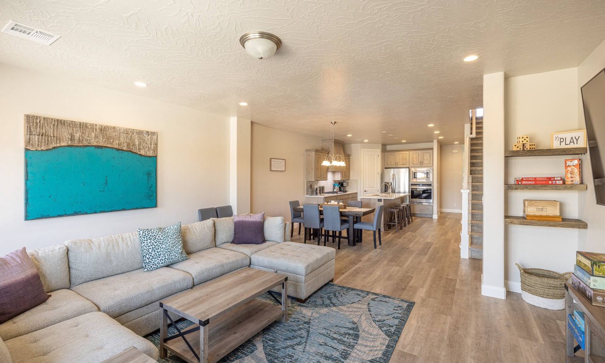 St. George Villa | Pet-Friendly 4BR + Loft - Sleeps 16 w/En Suites