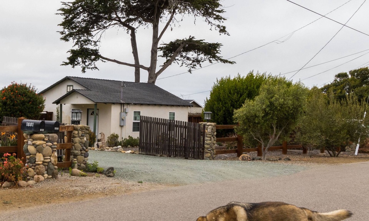 Baywood-Los Osos Cottage | Pet Friendly Cottage