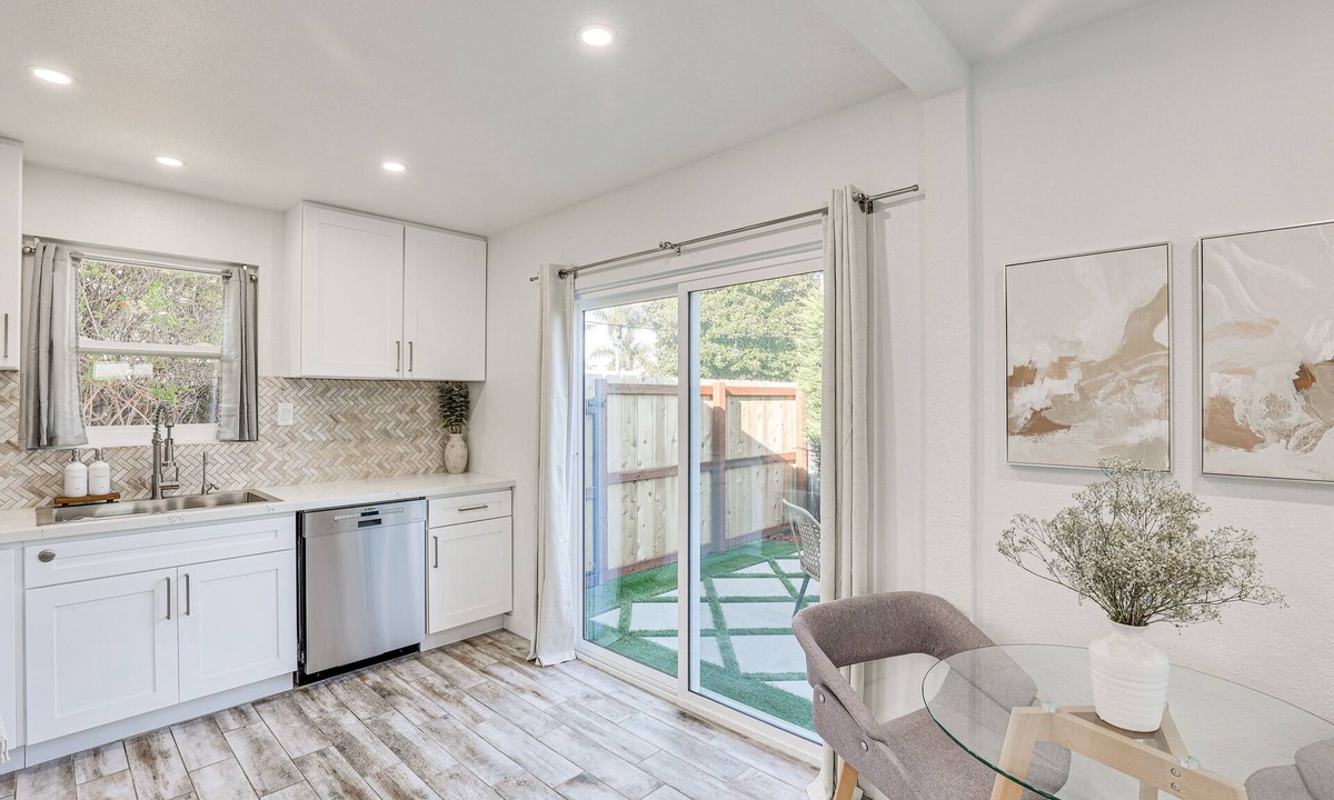 South Oceanside Cottage | Pet-friendly Oceanside Gem w/Patio, Walk to Beach