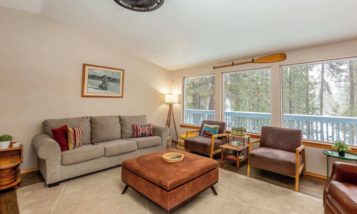 Three Rivers House | Pet-Friendly Riverfront Home w/Deck