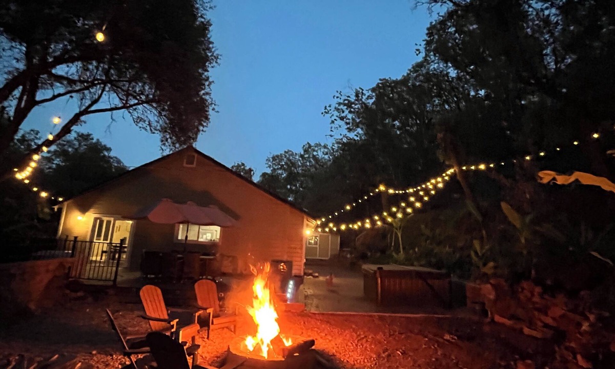 Placerville House | Placerville Mtn Home on 3 Acres Hot Tub Fire Pit Apple Hill Near Tahoe skiing